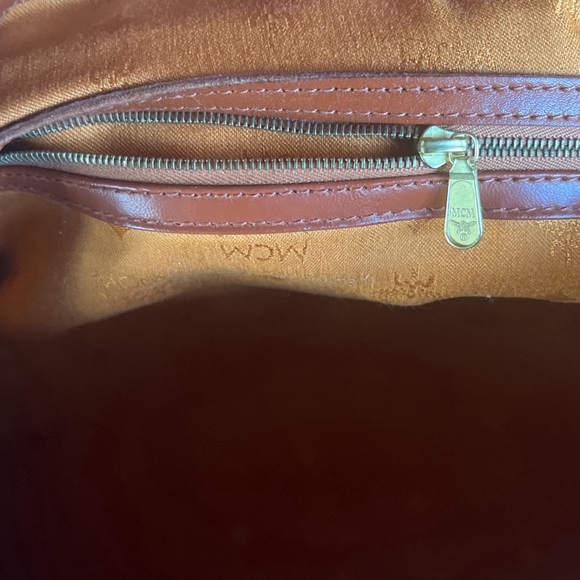 MCM Women's Cognac Leather Logo Tote Boston large, authentic , no strap - Picture 5 of 12